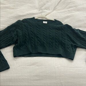 Green Aritzia Sunday Best Sweater Size M
